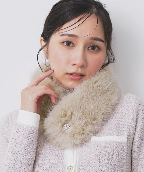 index（インデックス） ストール マフラー ビジュー付きフェイクファー