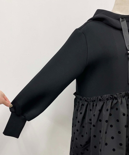 「PICCIN PERLA」 ジップアップパーカー M ブラック レディース_画像2