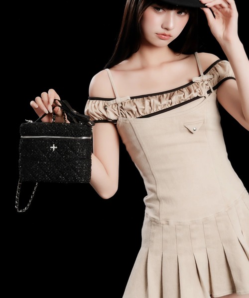 ANDWANG ショルダーバッグ バッグ Petit Ribbon Vanity Bag レディース 