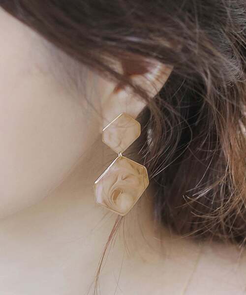 ANEMONE（アネモネ） ピアス ダブルヘキサゴンのつやつやピアス