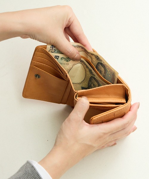 財布 レディース 二つ折 革 レザー コンパクト ズッケロ フェス 48984 楽天市場】財布 レディース 二つ折り 本革 折財布 二つ折 二つ折り財布