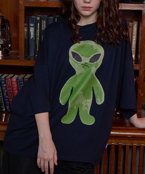 tシャツ K-POPアイドル着用「UNISEX」HOODHOOD／Alien グラフィックT レディース HOODHOOD tシャツ K-POPアイドル着用「UNISEX」HOODHOOD／Alien