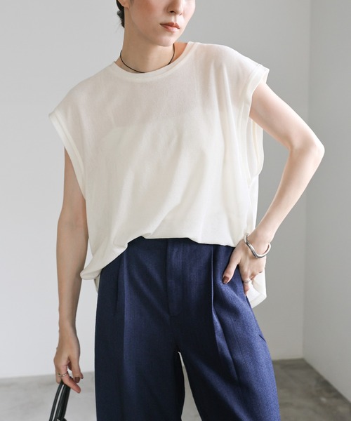 新品❣️フレンチスリーブTシャツとシアーシャツのセット 新品❣️フレンチスリーブTシャツとシアーシャツのセット