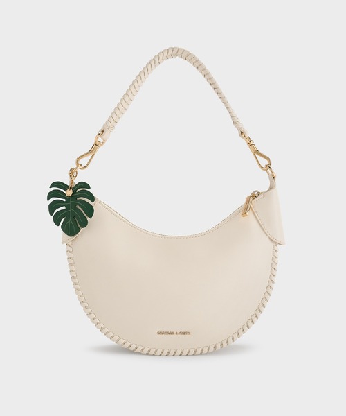 追跡★Charles&Keith Blume チャーム付き ホーボーバッグ CHARLES ＆ KEITH ショルダーバッグ バッグ Blume ブリュム