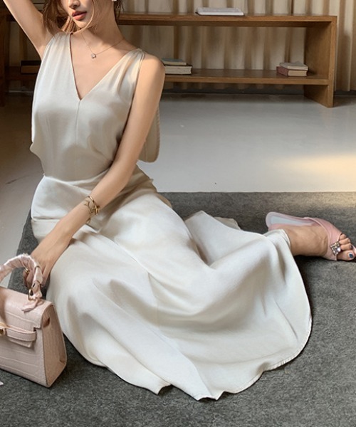FREE STYLISTS ドレス YUGA_YGMC V-neck satin long dress : ZOZOTOWN