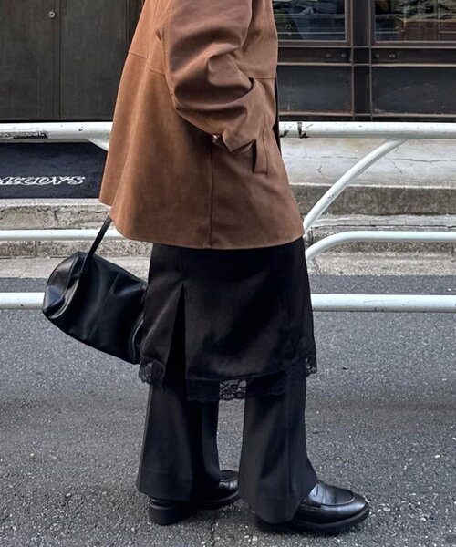 Discoat（ディスコート） スカート 「umm.」裾レースクラッシュサテン