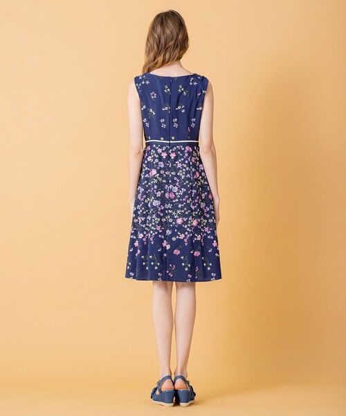 「TOCCA」 ノースリーブワンピース「LIBERTYコラボ」 0 ピンク レディースの画像