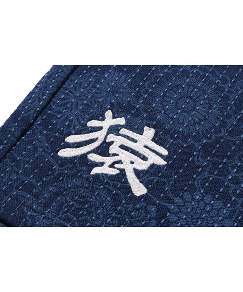 パンツ JAPANESE INDIGO ART CAMO RELAXED FIT SWEAT SHORTS メンズの画像