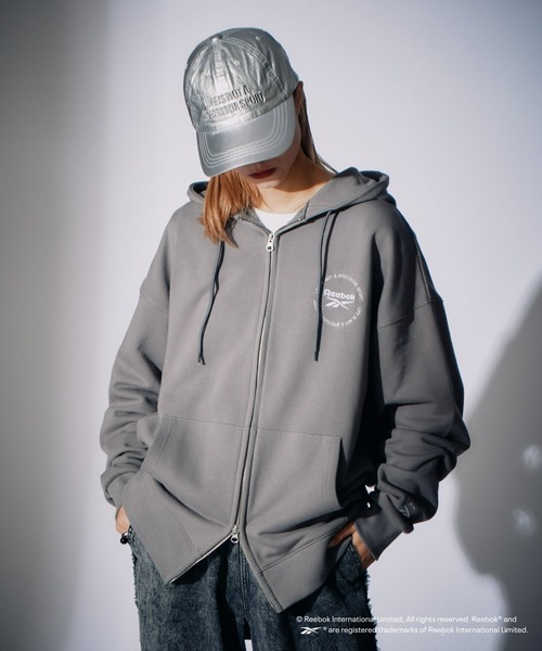 「Reebok」 ジップアップパーカー MEDIUM チャコールグレー メンズ_画像4