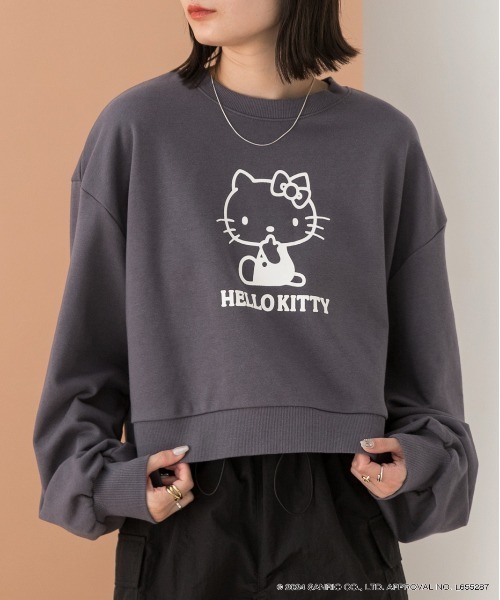 sanrio トレーナー スウェット 「HELLO KITTY」ショートプル