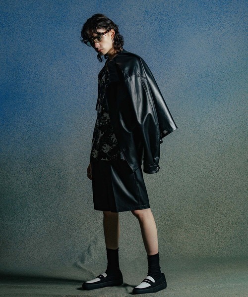 パンツ SPANISH LAMB LEATHER SHORT TROUSERS メンズの画像