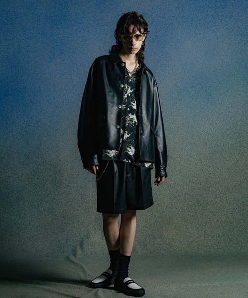 パンツ SPANISH LAMB LEATHER SHORT TROUSERS メンズの画像