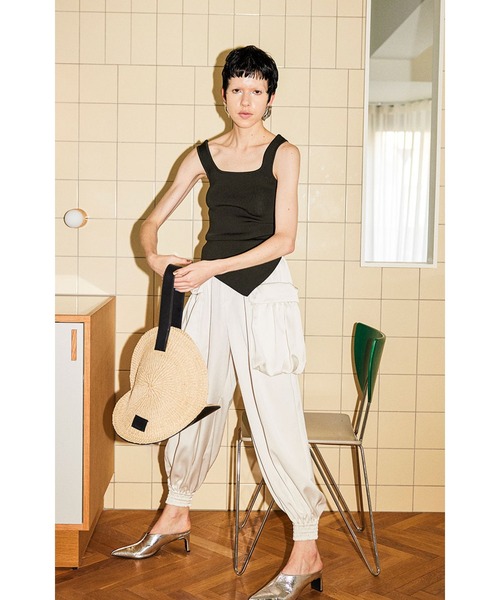 OMMO スラックス パンツ GATHER POCKET SATIN PT レディース