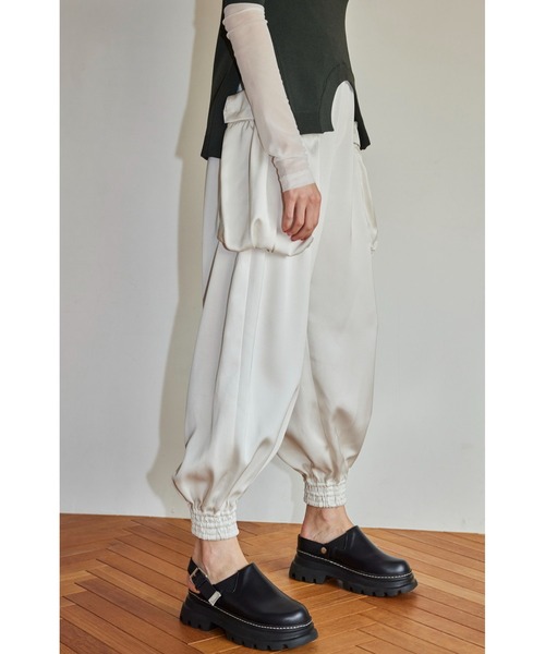ボトムス　ズボン　パンツ　ommo OMMO スラックス パンツ GATHER POCKET SATIN PT レディース