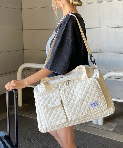 rire ボストンバッグ キルティングボストン型トラベルバッグ