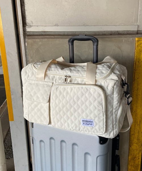 rire ボストンバッグ キルティングボストン型トラベルバッグ