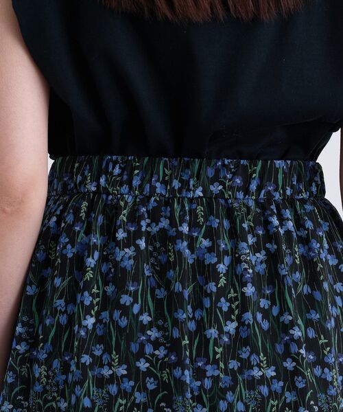 INDIVI（インディヴィ） スカート 「秋映え柄/セットアップ可能