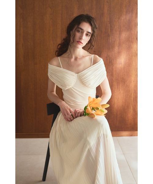 【新品未使用】Estella.k Arabella Pleaded Dress Estella.K ワンピース Arabella Pleaded Dress オフショルプリーツ
