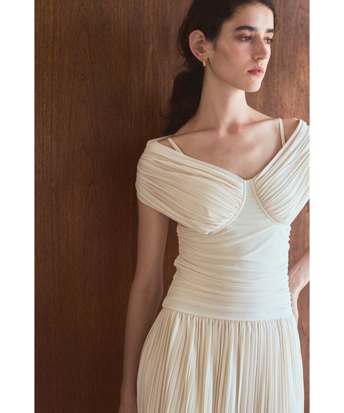Estella.K ワンピース Arabella Pleaded Dress オフショルプリーツ