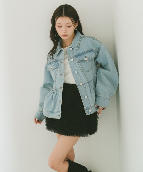 フランシュリッペ　フリルが可愛いデニムジャケット　ファスナー　未使用 VANNIE U（ヴァニーユー） デニムジャケット gジャン フリルペプラム