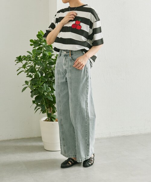 tシャツ 「HELLO KITTY（ハローキティ）×ear」コラボTシャツ「手洗い可」 レディースの画像