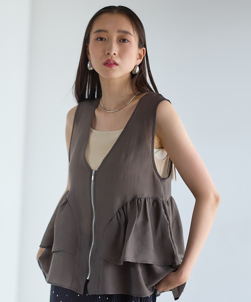 未使用　トゥービーシック　ジレ　ベスト　ポリエステルツイル ジレ　ペプラム ダブルクロスペプラムジレ 通販【ニッセン】
