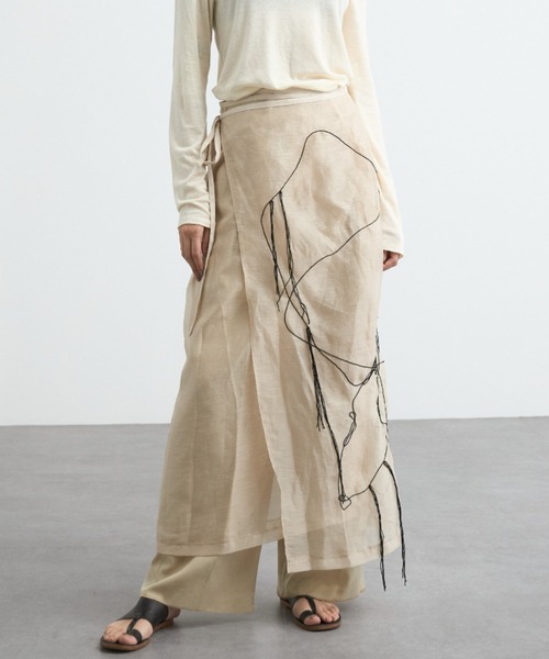 credonaアートエンブロイダリーラップスカート(新品未使用タグ付き) CREDONA（クレドナ） スカート ART EMBROIDERY WRAP SKIRT/アートエン