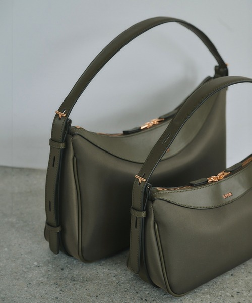 ROPE'（ロペ） ハンドバッグ 「E'POR」C BAG Medium「撥水」「超軽量