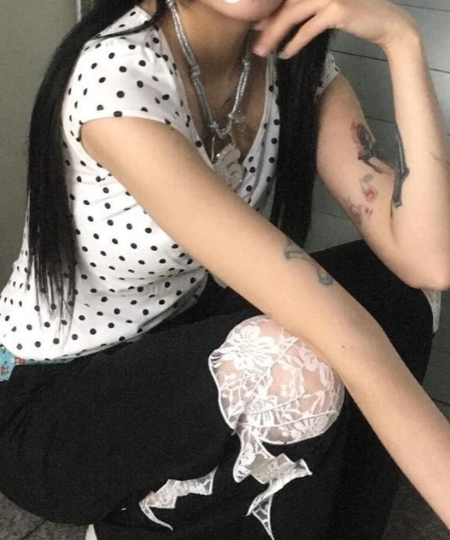 SHEENA（シーナ） tシャツ ドット柄ヘンリーネック半袖トップス