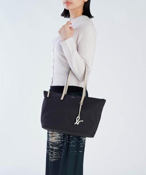 【現行・新品未使用】agnes b. アニエスベー トートバックZAS10-01 agnes b.（アニエスベー） トートバッグ ナイロン ミディアム トート