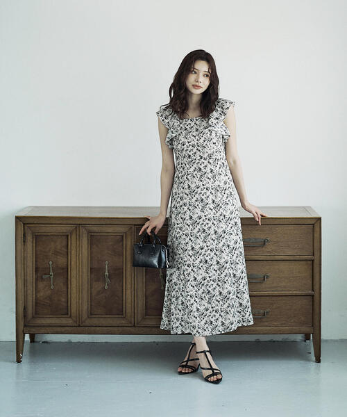 小花模様 七分袖ワンピース 04825b5a8779085565e39631423624