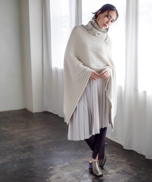 「OSMOSIS」 ポンチョ ONE SIZE アイボリー レディース_画像2