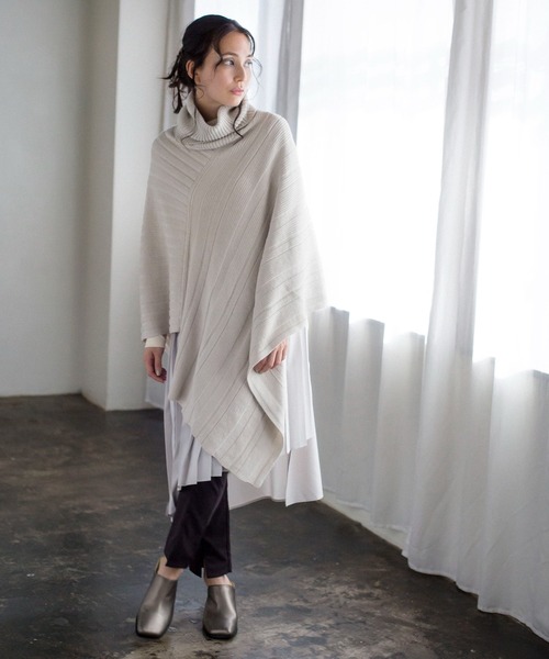 「OSMOSIS」 ポンチョ ONE SIZE アイボリー レディース_画像3