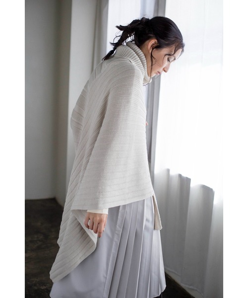 「OSMOSIS」 ポンチョ ONE SIZE アイボリー レディース_画像9