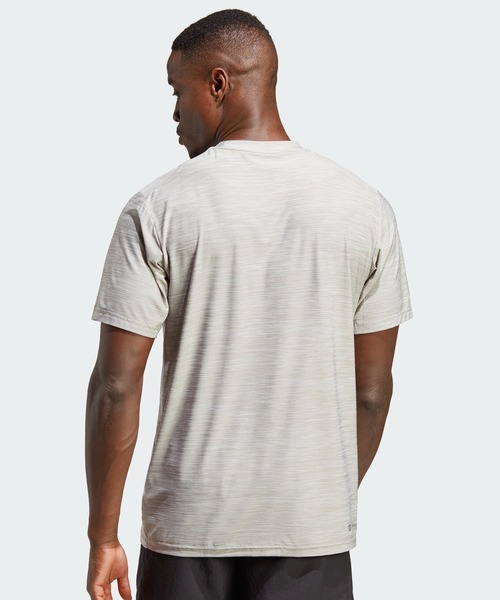 adidas tシャツ トレイン エッセンシャルズ ストレッチ