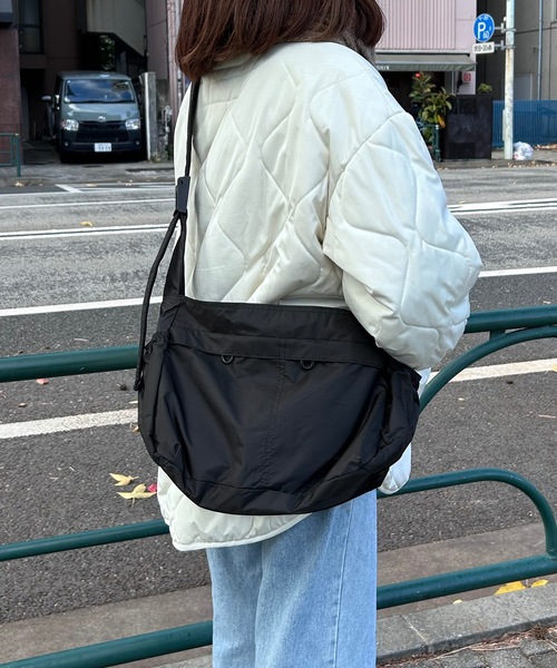 UNDERSTATEMENTs ショルダーバッグ 「ユニセックス」リップストップ