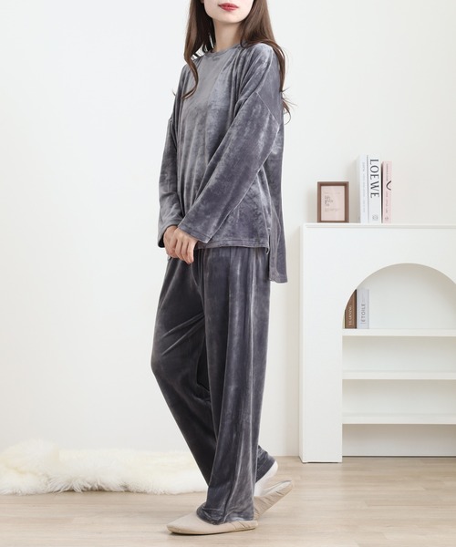 atONE（アットワン） ルームウェア 部屋着 ストレッチベロア上下セット