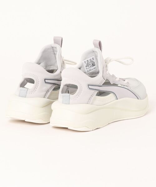 あページ 23.5cm/37 PUMA（プーマ） シューズ 23.5cm シルバーグレー レディース