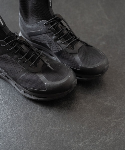 MOISTHROUGH360（モイスルー360） スニーカー 特許取得・通気防水