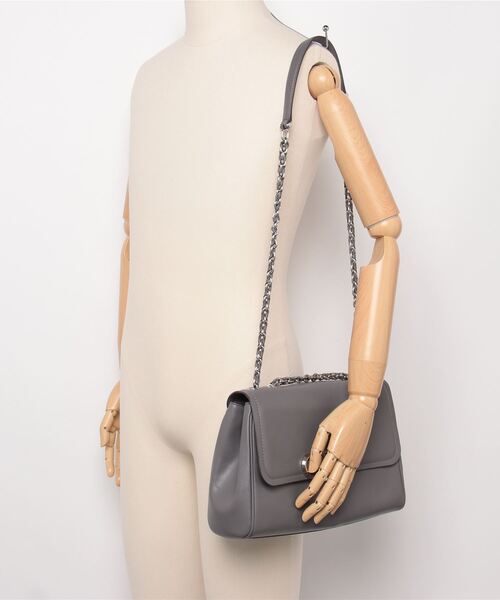 MICHAEL KORS グレー ショルダーバッグ 〜vll〜 MICHAEL KORS（マイケルコース） ショルダーバッグ FREE グレー系