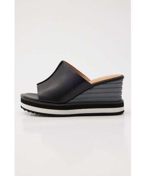 ブラックストラップ付きウェッジヒールミュール STACCATO サンダル ロワールステップウェッジヒールミュール