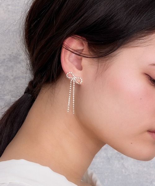 クアラントット　Eleganza ピアス　片耳　リボン　ダイヤ クアラントットquarant'otto エレガンザ Eleganza ピアス