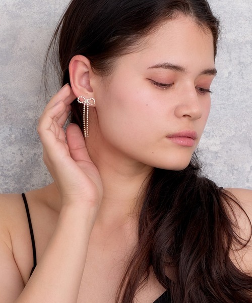 クアラントット　Eleganza ピアス　片耳　リボン　ダイヤ Eleganza – quarantotto