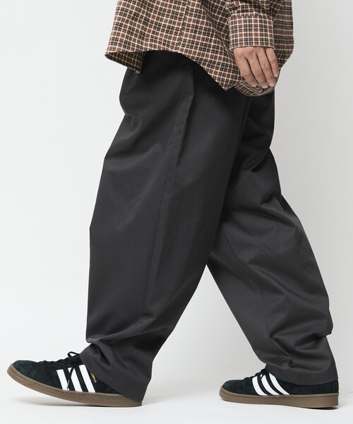 ネイバーフッド チノパン ワークパンツ KENDALL ブラック S FREAK'S STORE チノパン 限定展開 ワイドシルエット ツイル