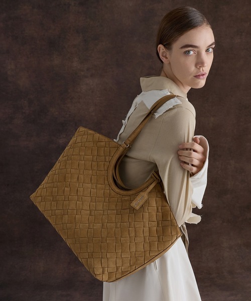 CHARLES ＆ KEITH トートバッグ Ivette イヴェット スエード