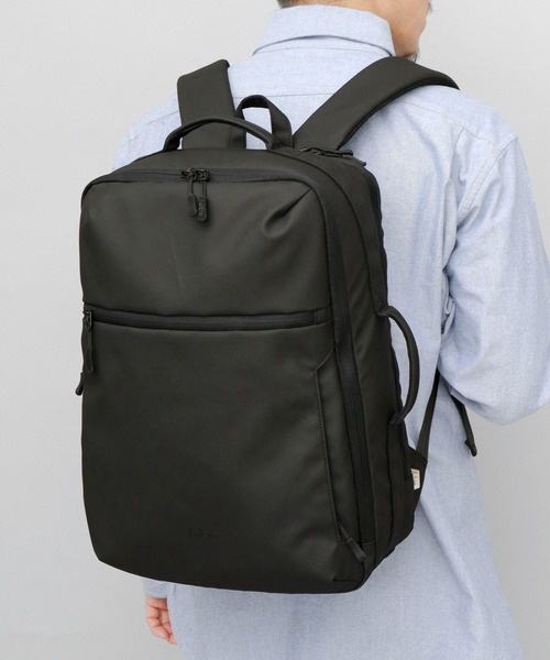 【美品】  ブラックリュック、ビジネスバック fulcro（フルクロ） ビジネスバッグ 撥水・耐水 自立型 マット