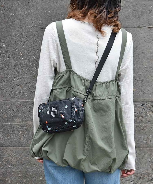 KiU（キウ） ショルダーバッグ バッグ 「KiU and BleuBleuet」KiU