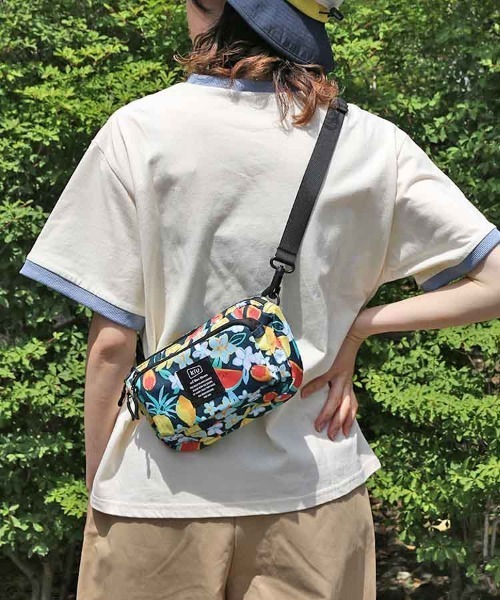 KiU（キウ） ショルダーバッグ バッグ 「KiU and BleuBleuet」KiU