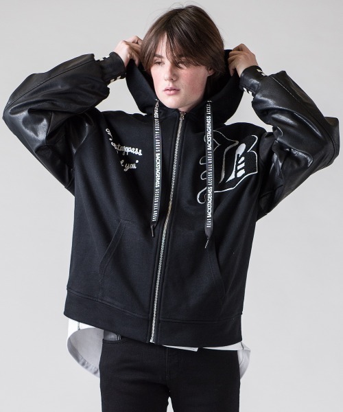 ✨phenomenon 首裏チェーン 背面ビッグロゴ フーディスタジャン XL BACKSTAGE PASS（バックステージパス） スタジャン HOODIE-STAJUM