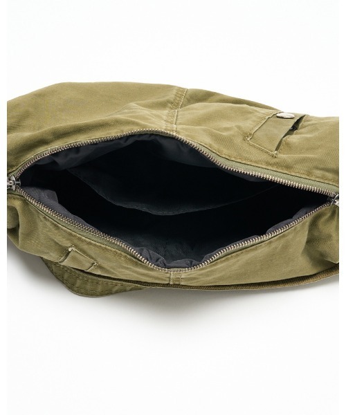 unitude/Crescent ショルダーバッグ Crescent Shoulder Bag - Greenland White | Unitude Leather